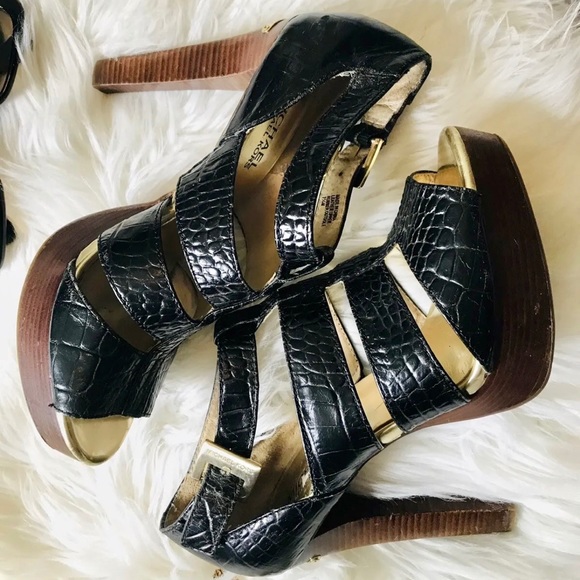 Pre-loved Michael Kors Caged Platform Heels 💃🏻 - Picture 1 of 10